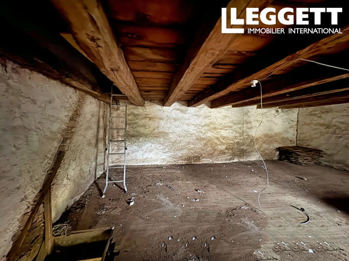 Image No.5-House for sale