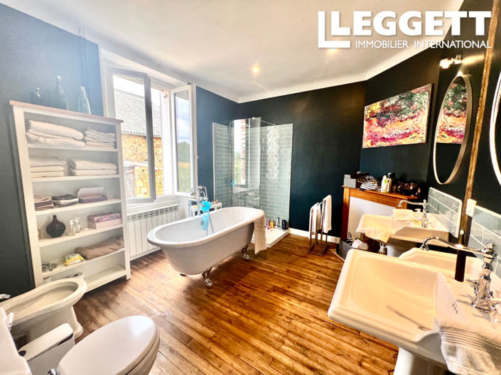 Image No.4-4 Bed House for sale