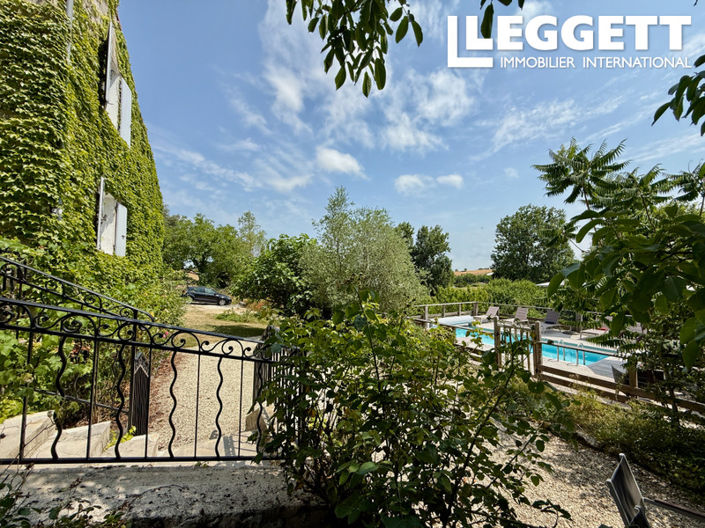 Image No.1-4 Bed House for sale