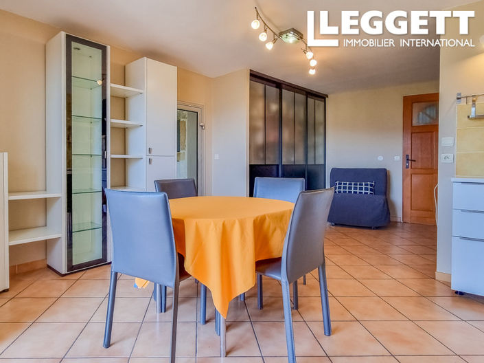 Image No.4-2 Bed House for sale