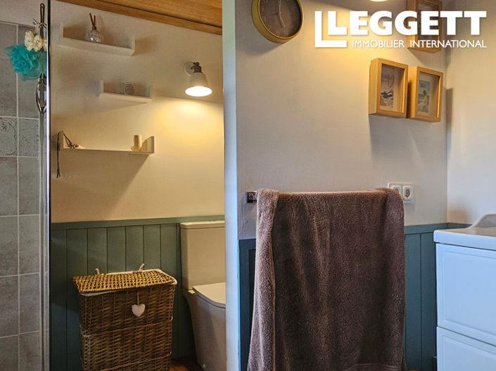 Image No.10-3 Bed House for sale