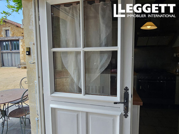 Image No.3-3 Bed House for sale