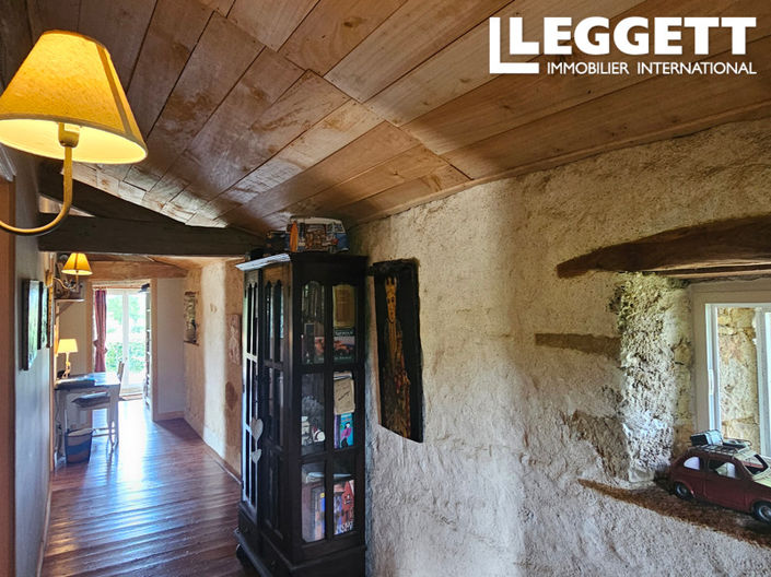 Image No.9-3 Bed House for sale