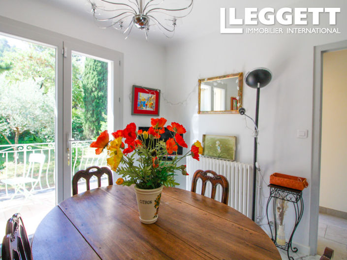 Image No.5-2 Bed House for sale