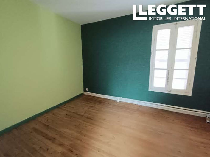 Image No.10-6 Bed House for sale