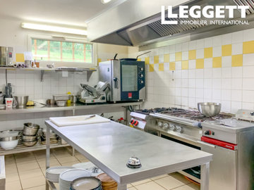 ahr0chm6ly9jzg4uagvzdglhlmltbw8vaw1hz2uvvevom