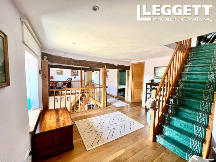 Image No.5-5 Bed House for sale