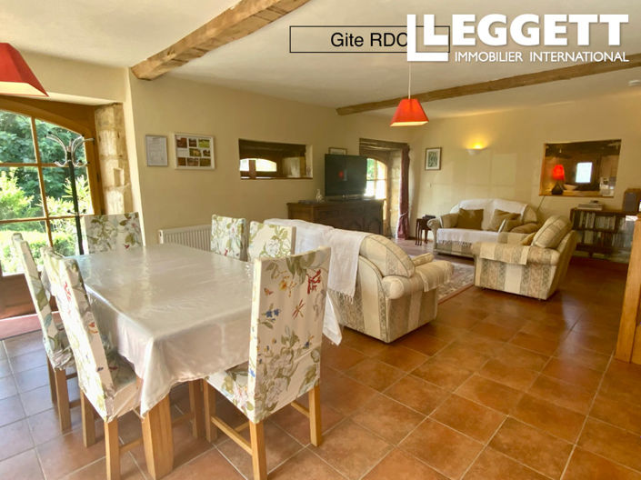 Image No.10-7 Bed House for sale