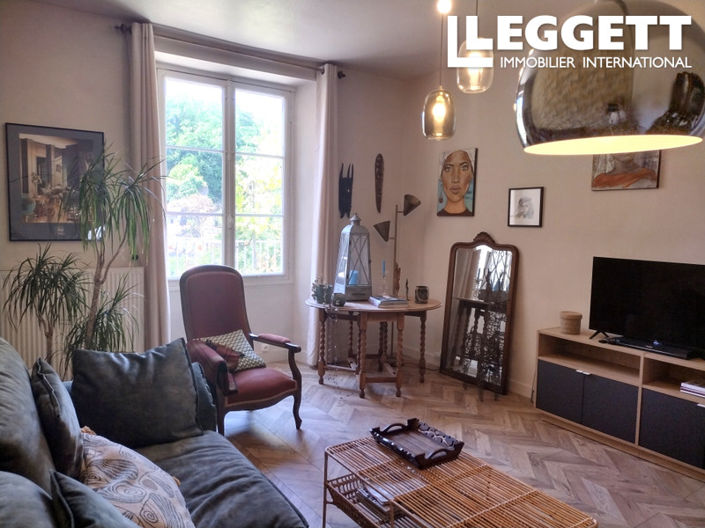 Image No.6-4 Bed House for sale