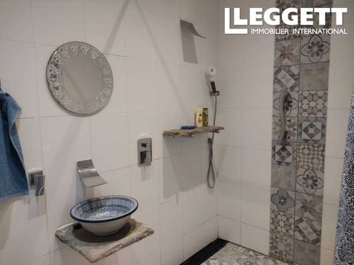 Image No.7-4 Bed House for sale