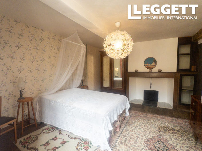 Image No.9-4 Bed House for sale