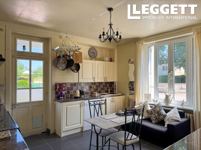 Image No.7-4 Bed House for sale