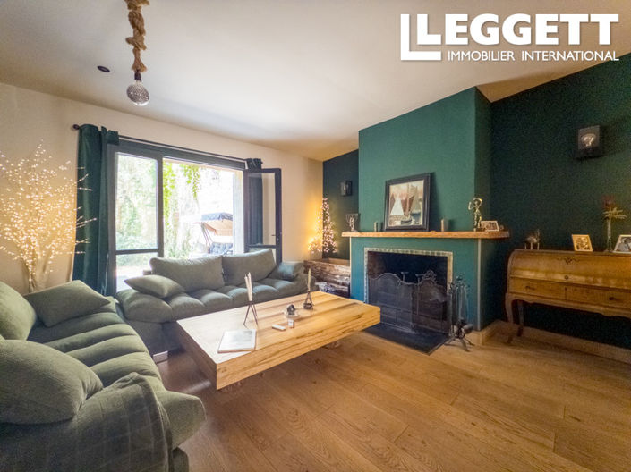 Image No.7-6 Bed House for sale