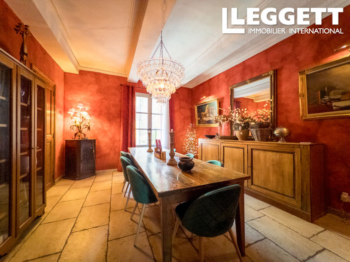 Image No.9-6 Bed House for sale