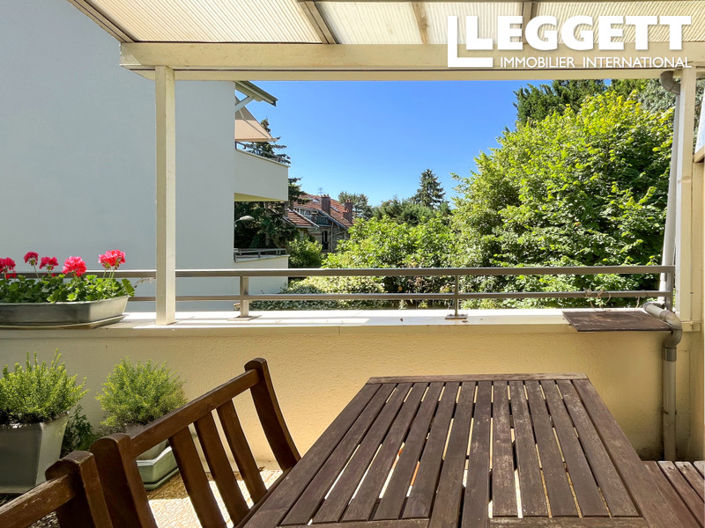 Image No.1-3 Bed Apartment for sale