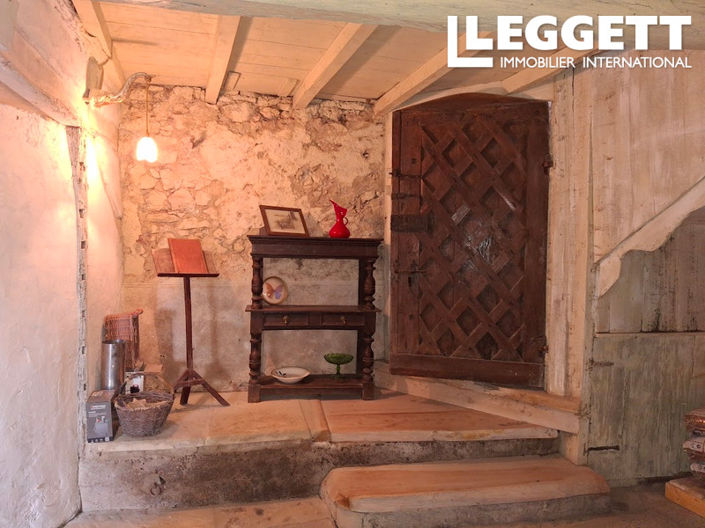 Image No.3-5 Bed House for sale