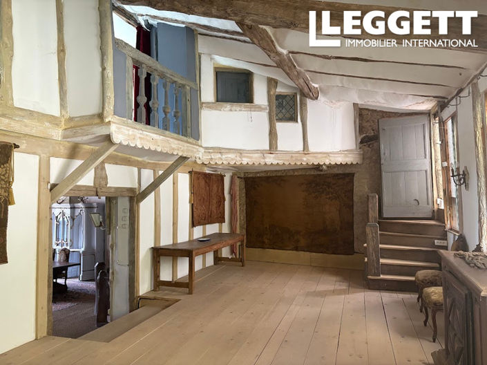 Image No.9-5 Bed House for sale