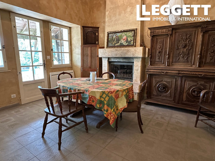 Image No.9-3 Bed House for sale