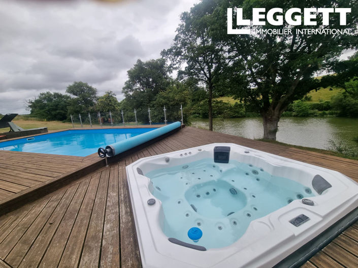 Image No.10-3 Bed Land for sale