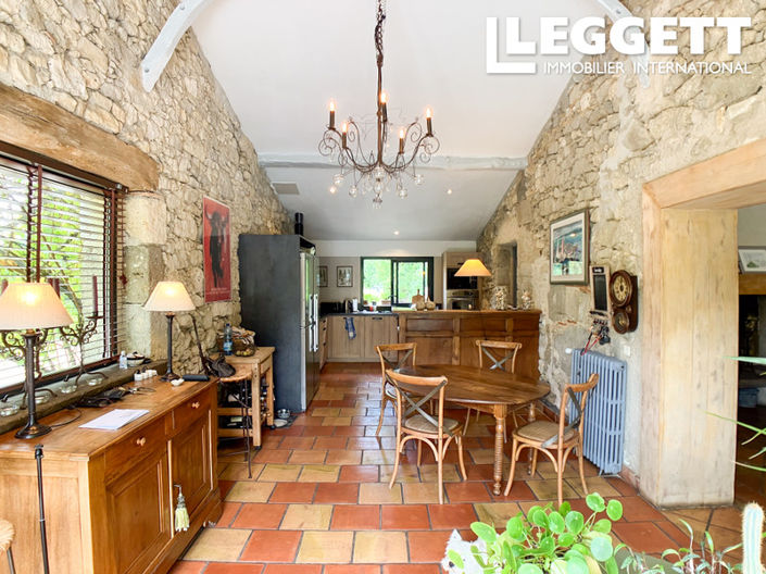 Image No.4-5 Bed House for sale