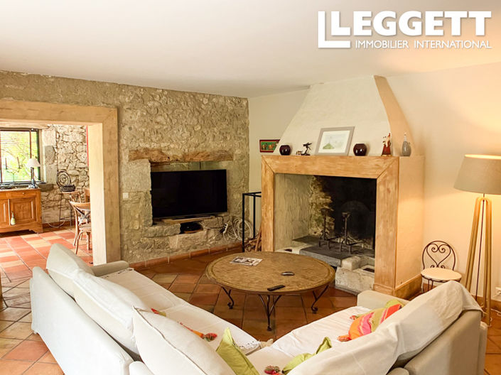 Image No.7-5 Bed House for sale