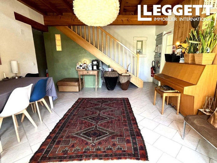 Image No.6-7 Bed House for sale