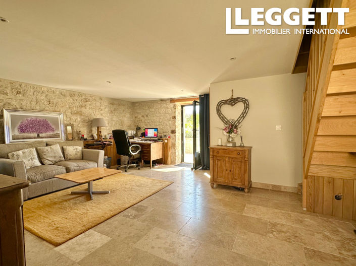 Image No.5-6 Bed House for sale