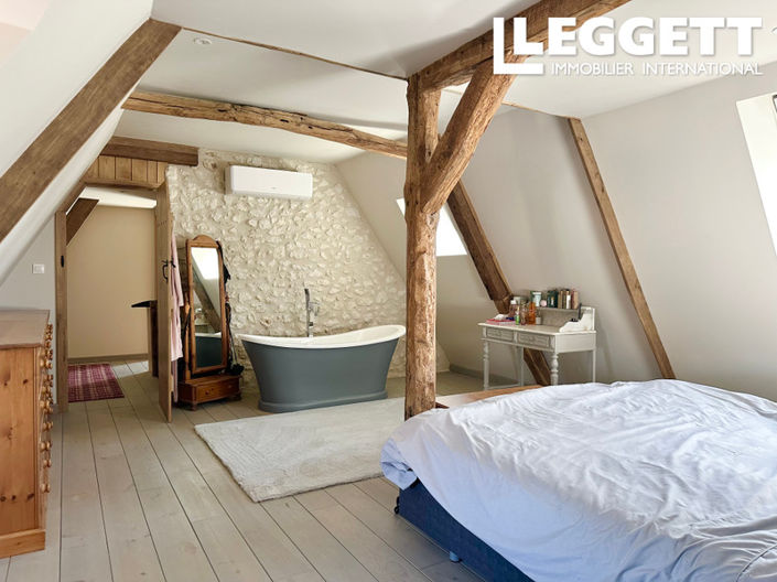 Image No.7-6 Bed House for sale