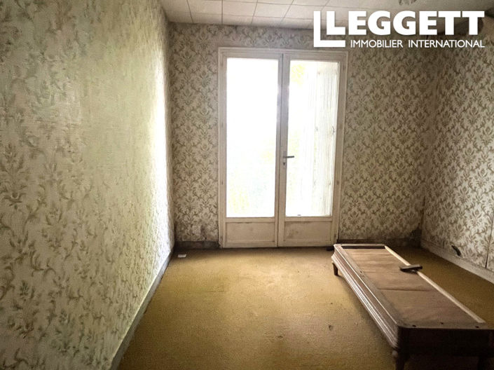 Image No.3-4 Bed House for sale