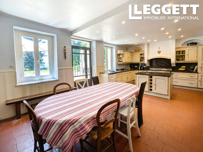 Image No.4-14 Bed House for sale