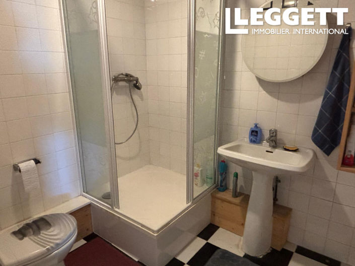 Image No.7-4 Bed House for sale