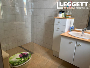 ahr0chm6ly9jzg4uagvzdglhlmltbw8vaw1hz2uvvevom