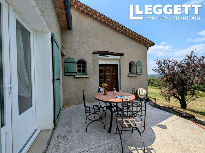 Image No.10-4 Bed House for sale