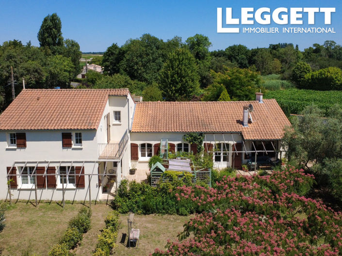 Image No.1-4 Bed House for sale
