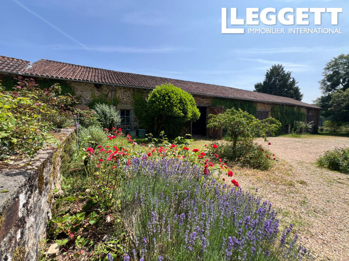 Image No.3-4 Bed Chateaux for sale