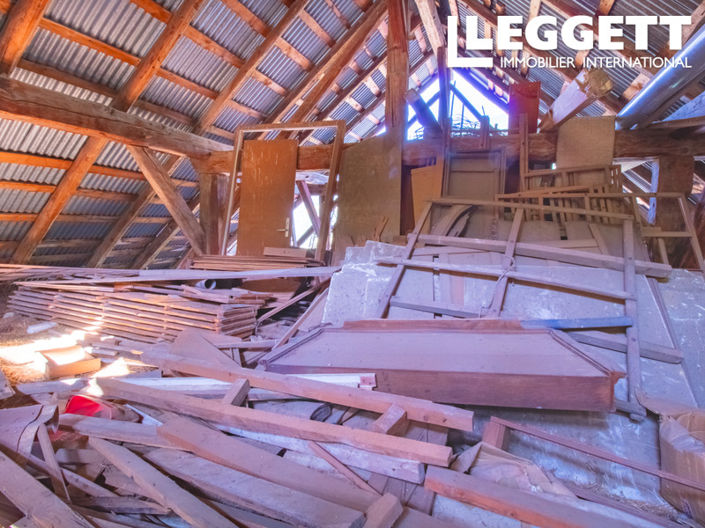 Image No.4-Bar for sale