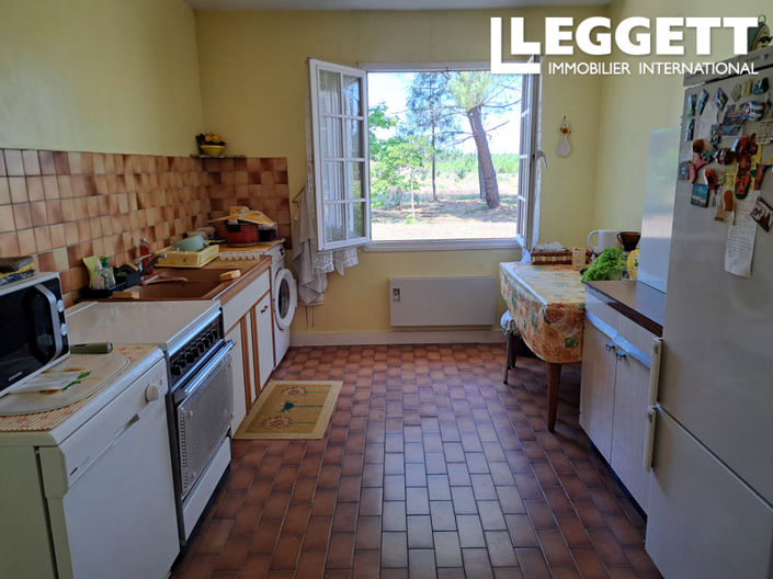 Image No.8-4 Bed House for sale