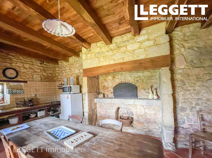 Image No.10-10 Bed House for sale