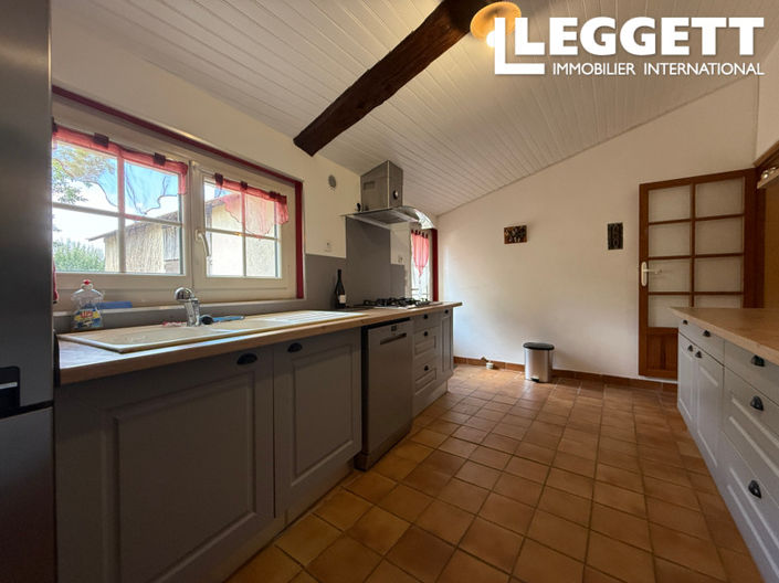 Image No.9-3 Bed House for sale