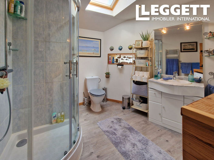 Image No.9-3 Bed House for sale