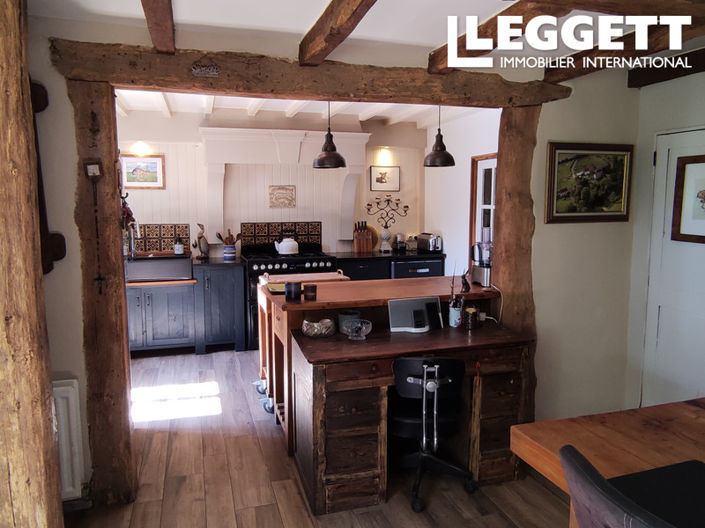 Image No.5-5 Bed House for sale