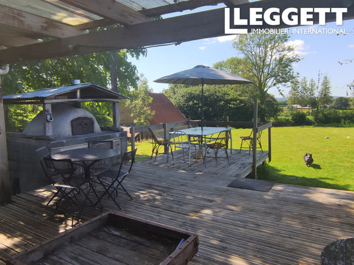 Image No.8-5 Bed House for sale