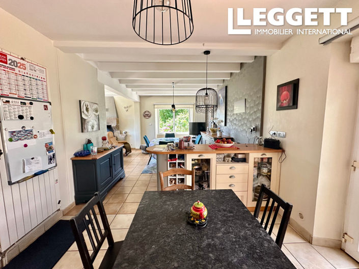 Image No.6-4 Bed House for sale