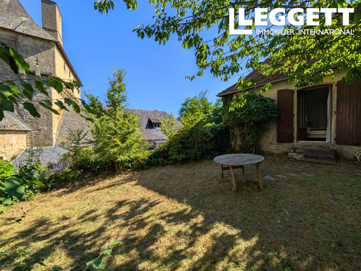 Image No.2-4 Bed House for sale