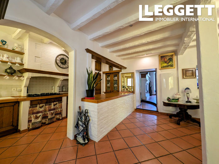 Image No.3-4 Bed House for sale