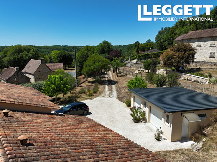 Image No.2-4 Bed House for sale