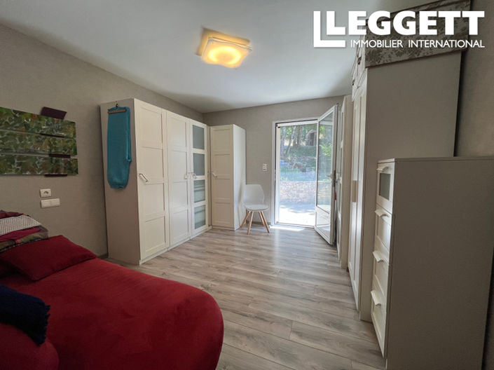 Image No.7-4 Bed House for sale