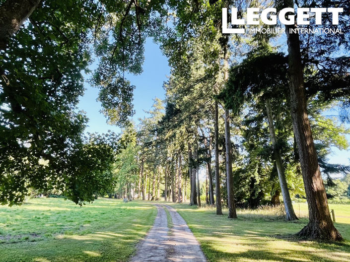 Image No.3-6 Bed Chateaux for sale