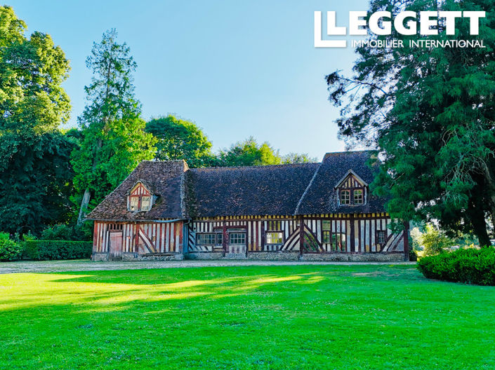 Image No.4-6 Bed Chateaux for sale