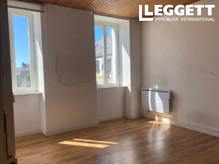 Image No.6-3 Bed House for sale